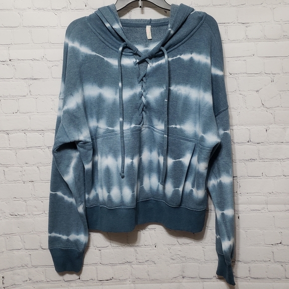Free People Tops - 🦋HP🦋 FP Movement L Tie Dye Believer Sweatshirt